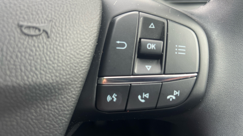 Ford Focus 1.0 EcoBoost Hybrid mHEV Titanium 5dr Auto Petrol Hatchback